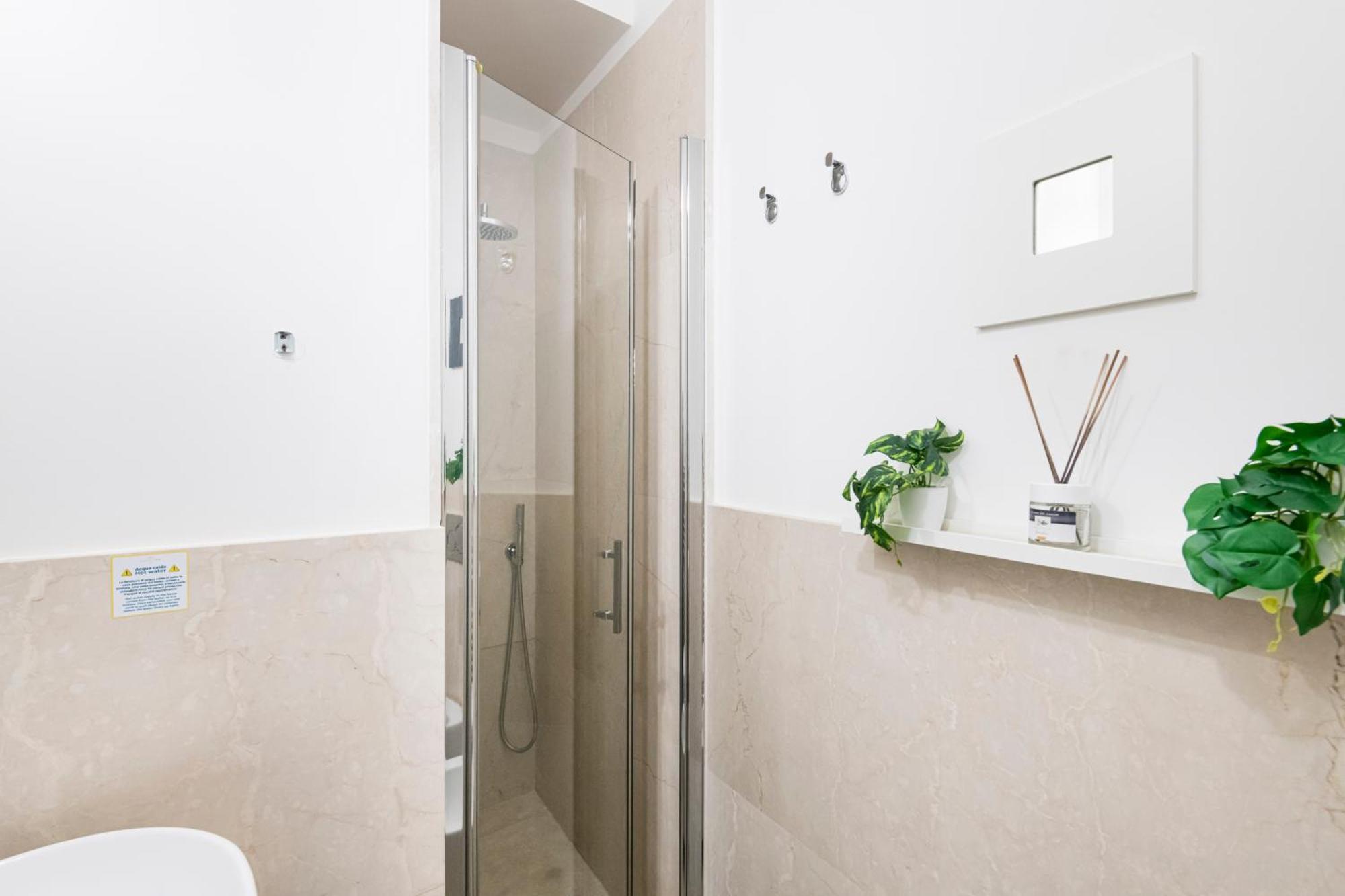Amazing, New & Fully Furnished Studio In Duomo Milan Exterior photo